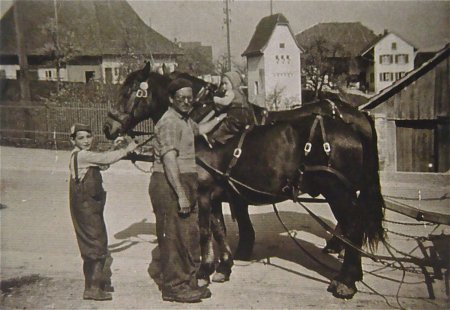 Winter Max, Landwirt, mit Pferd