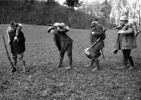 Unbekannte Jäger nach der Jagd in Mumpf 1916